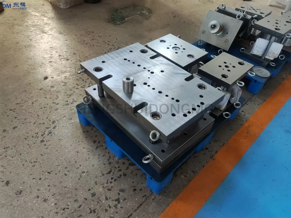 Metal Sheet And Aluminum Alloy Sheet Continuous Stretching Stamping Die suppliers